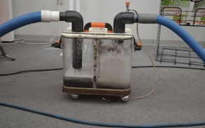 バキュームポンプ